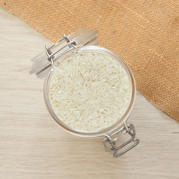 Découvrez notre riz basmati blanc, une variété de riz aromatique renommée pour sa fragrance délicate et sa texture légère. Cultivé avec soin dans les régions montagneuses, notre riz basmati offre une expérience culinaire exceptionnelle.