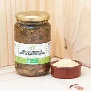 Découvrez notre préparation pour taboulé légumes, délicieuse et prête à l'emploi. Elle combine la fraîcheur des courgettes, le croquant des amandes et le goût du vinaigre balsamique. Notre taboulé légumes est une fusion de légumes frais et de saveurs méditerranéennes. Les courgettes sont finement coupées pour leur donner une texture croquante. Tandis que les amandes ajoutent une touche de croquant et de nutriments essentiels. Prête à être dégustée en quelques minutes. Cette préparation pour taboulé légumes est idéale comme accompagnement léger pour vos repas ou comme plat principal lors des journées chaudes d'été.