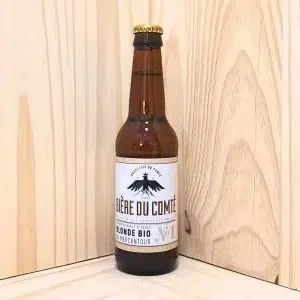 La bière n°1 blonde de La Brasserie du Comté est une véritable célébration de la légèreté et de la fraîcheur. Brassée naturellement avec l'eau pure du Mercantour. Cette bière n°1 blonde non filtrée et non pasteurisée dévoile des notes subtiles et maltées, parfaites pour un moment de détente. Sa texture légère et sa saveur douce en font une boisson idéale pour accompagner vos repas ou pour être dégustée seule. Chaque gorgée de cette bière blonde révèle une harmonie délicate de saveurs, capturant l'essence des ingrédients naturels et la pureté des montagnes. Découvrez cette bière rafraîchissante, qui allie tradition et authenticité, pour une expérience gustative inoubliable.