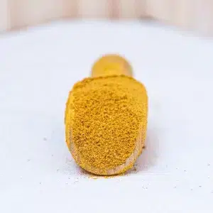 Découvrez notre curry masala, un mélange d'épices exotiques qui offre une explosion de saveurs dans vos plats. Réalisé avec soin, notre curry masala combine une sélection raffinée d'épices pour apporter une touche aromatique et chaleureuse à vos currys, ragoûts et marinades. Ce mélange équilibré associe des notes de curcuma, de coriandre et de cumin pour créer une saveur riche et authentique, idéale pour vos recettes indiennes et autres plats épicés. Ajoutez le à vos préparations pour une expérience gustative inoubliable qui ravira vos papilles et vous permettra de recréer les saveurs complexes et exotiques des cuisines du monde.