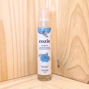 Découvrez notre dentifrice à la menthe poivrée et à la menthe des champs, une formule naturelle pour une hygiène bucco-dentaire complète. Ce dentifrice nettoie en profondeur, assainit la bouche, réduit la plaque dentaire et rafraîchit l’haleine. Enrichi en ingrédients naturels, il combat les bactéries responsables des caries tout en préservant l’émail des dents. Sa combinaison unique de menthe poivrée et de menthe des champs procure une sensation de fraîcheur durable et agréable. Adapté à un usage quotidien, ce dentifrice deux menthe est idéal pour maintenir une bonne santé bucco-dentaire et afficher un sourire éclatant de propreté.