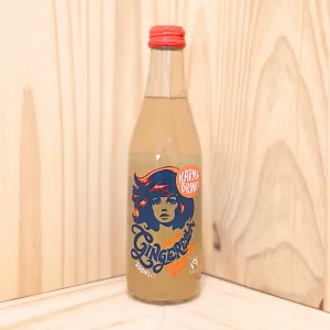 Gingerella de Karma Drinks vous propose une boisson au gingembre rafraîchissante. Mariant saveurs épicées et engagement envers la durabilité pour une expérience gustative unique. Ce soda au gingembre est élaboré à partir de racines de gingembre de première qualité. Offrant une sensation piquante et revitalisante à chaque gorgée. Parfaitement équilibré avec une touche de douceur, la boisson pétillante Gingerella de Karma Drinks est idéale pour les amateurs de boissons épicées et rafraîchissantes. De plus, chaque bouteille vendue soutient des initiatives durables, faisant de chaque consommation un acte de bienveillance et d'équité envers la planète.