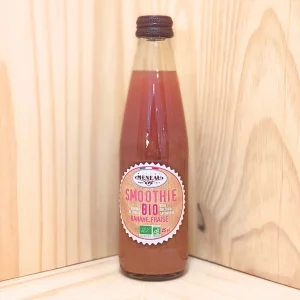 Maison Meneau vous propose son smoothie banane fraise, une délicieuse combinaison de fruits 100% naturels qui célèbre l'expertise artisanale et la passion pour les saveurs authentiques. Ce smoothie est élaboré avec des bananes mûries au soleil et des fraises fraîches, sélectionnées pour leur douceur et leur richesse en goût. Chaque gorgée vous offre une texture onctueuse et une explosion de saveurs fruitées. Mêlant la douceur crémeuse de la banane à l’acidité légèrement sucrée de la fraise. Ce smoothie est parfait pour une pause revitalisante, que ce soit pour un petit-déjeuner gourmand ou une collation nourrissante. Savourez ce moment de fraîcheur fruitée avec un produit qui allie qualité et plaisir, offrant une véritable évasion gustative.