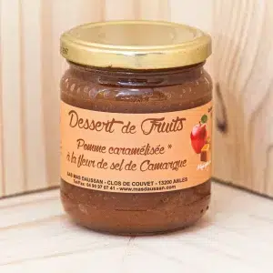 Succombez à la tentation avec notre dessert de pomme caramélisée, une purée mixée extra fin pour ravir les palais des grands et des petits. Cette création savoureuse marie la douceur naturelle de la pomme à la richesse sucrée du caramel, offrant ainsi une expérience gustative réconfortante et irrésistible. La texture veloutée et la saveur délicate de ce dessert en font un choix parfait pour les moments gourmands ou comme fin de repas sucrée. Que ce soit pour les amateurs de desserts classiques ou pour ceux en quête d'une nouvelle expérience gustative, cette pomme caramélisée saura séduire tous les palais.