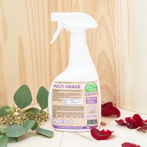 Le multi-usage nettoie, dégraisse et fait briller sols, murs et plans de travail avec une grande efficacité. Élaboré avec du savon noir, ce produit polyvalent est idéal pour une multitude de surfaces dans toute la maison. Il offre des résultats optimaux grâce à sa formule puissante, mais nécessite un rinçage pour éviter les résidus indésirables. Ce nettoyant est conçu pour offrir une solution pratique et efficace pour divers besoins de nettoyage domestique. Utilisé régulièrement, le multi-usage garantit des surfaces propres, brillantes et sans traces, facilitant l'entretien quotidien de votre intérieur avec une approche respectueuse de l'environnement.