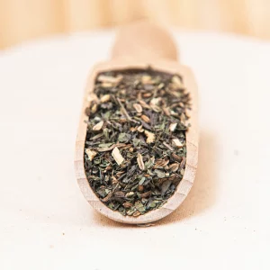 Laissez vous transporter par notre tisane digestion, une infusion délicieusement fraîche et douce, élaborée pour apporter une légèreté bienvenue à votre digestion après les repas. Ce mélange harmonieux associe des plantes réputées pour leurs vertus digestives, telles que la menthe poivrée, le fenouil et la mélisse. Chaque tasse vous offre un moment de confort et de bien-être, favorisant une digestion paisible et agréable. Son goût délicat et ses arômes rafraîchissants apaisent l’estomac et facilitent le processus digestif. Savourez cette tisane digestion après vos repas pour une sensation de légèreté et un instant de détente bien mérité. Découvrez une infusion qui allie plaisir et bienfaits pour une digestion sereine et harmonieuse.
